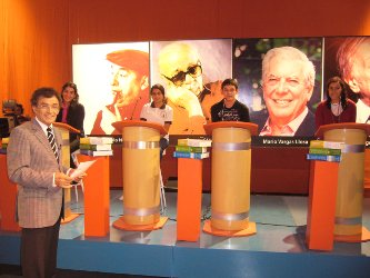 Jorge Romano junto a participantes de aos anteriores
