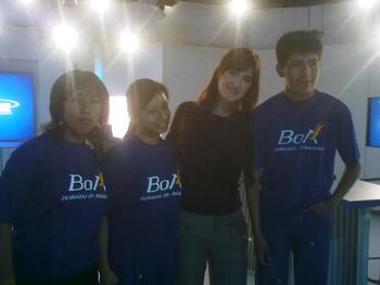 Los participantes de Bolivia junto a la Jurado